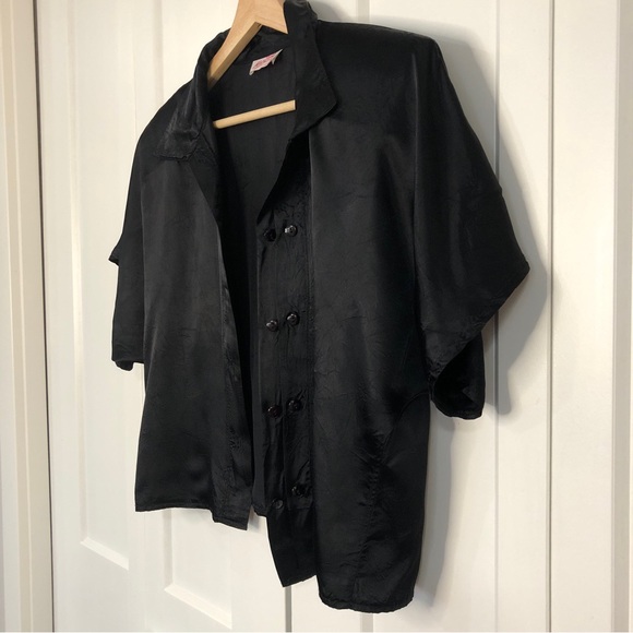 Vintage 80s Mariposa cropped black satin button up blouse / S - Picture 4 of 9